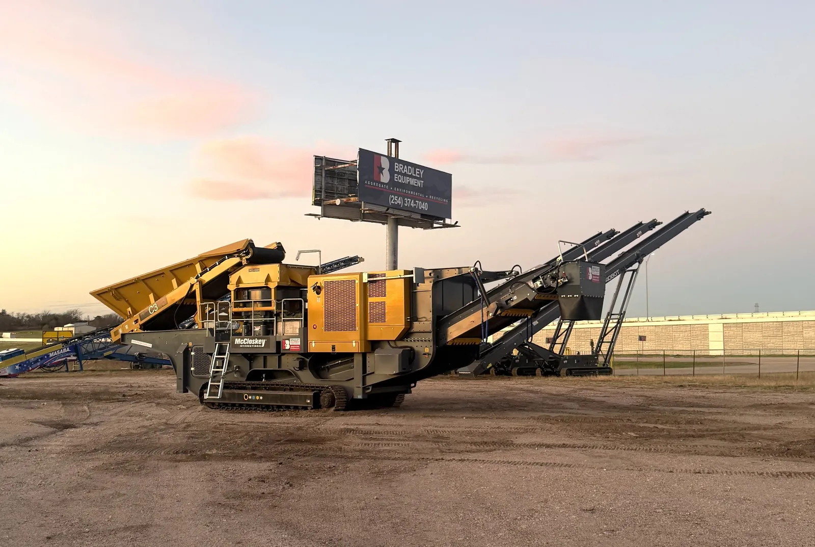 2025 McCloskey C3 - Heavy Duty Mobile Cone Crusher #C706