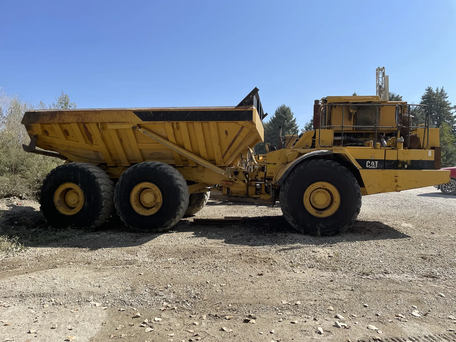 1989 CATERPILLAR  D400D BH-05 